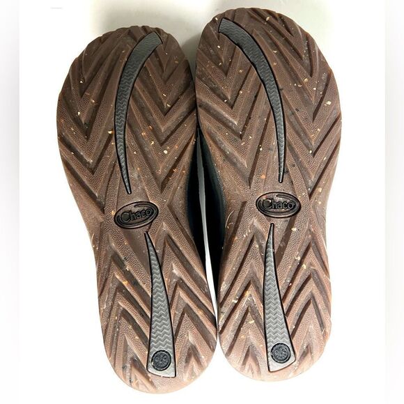 Chaco Barbary Waterproof Boots - Picture 11 of 15